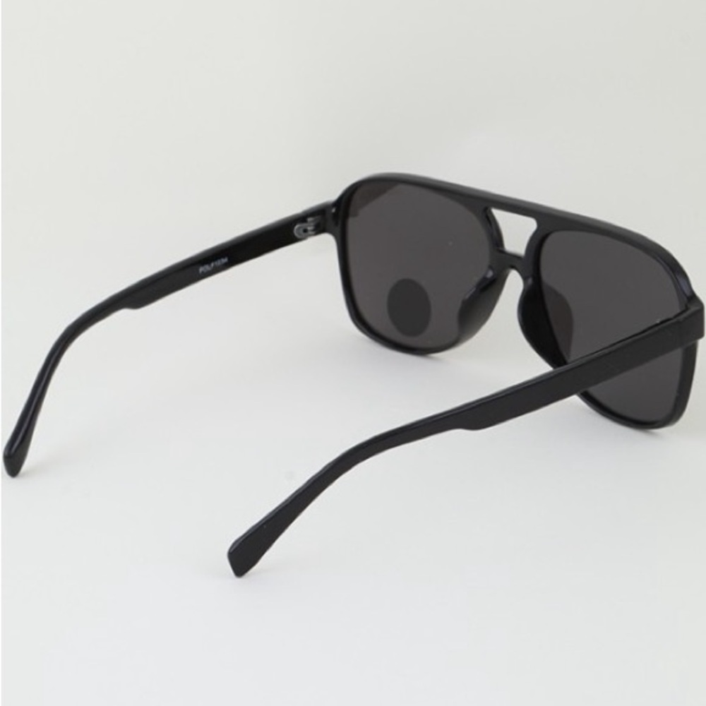 Tortoise Shell Aviator Sunglasses - Picture 7 of 8